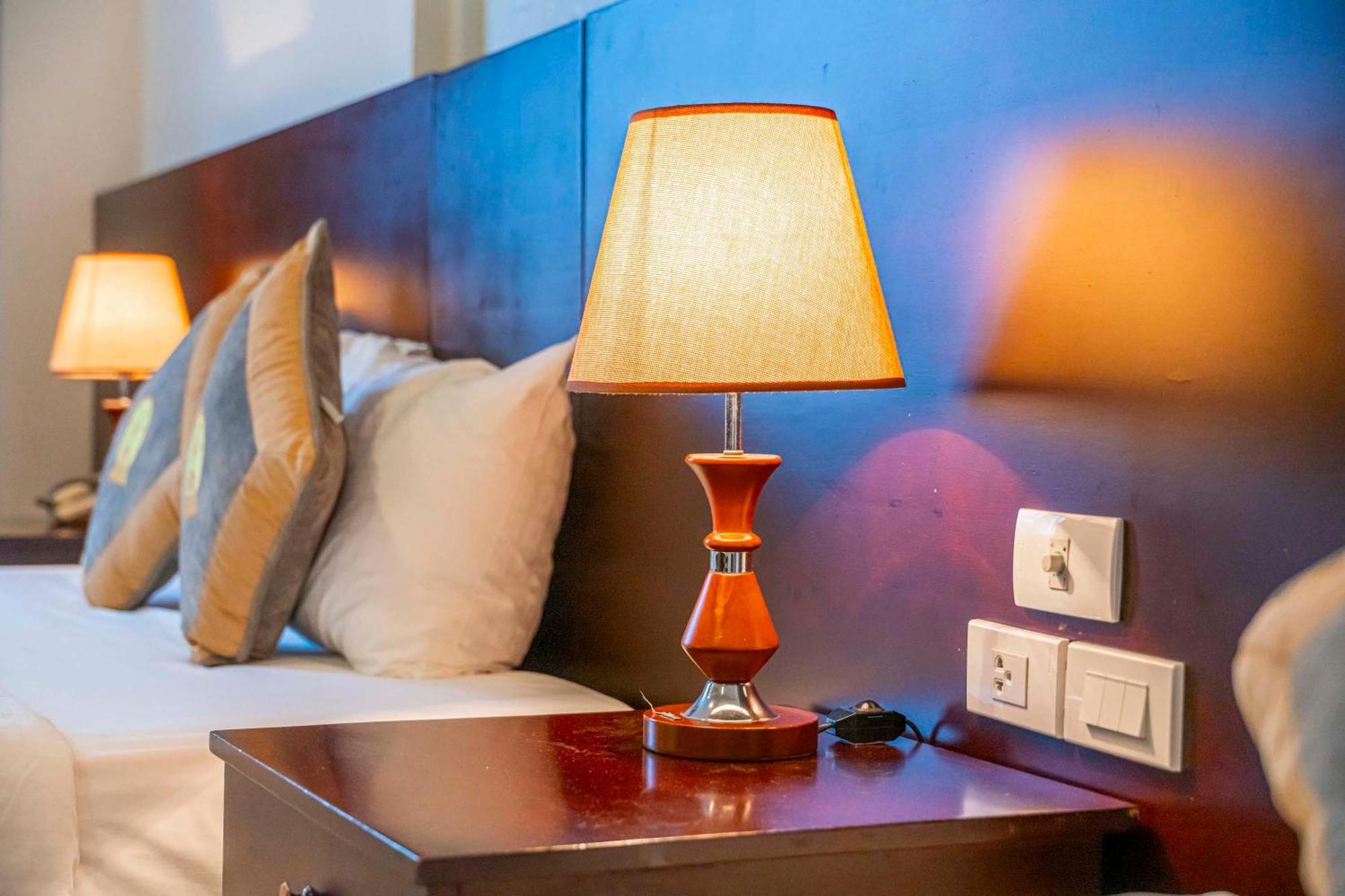 โฮแอง ซัน พีซ โฮเต็ล Hotel นิญบิ่ญ ภายนอก รูปภาพ