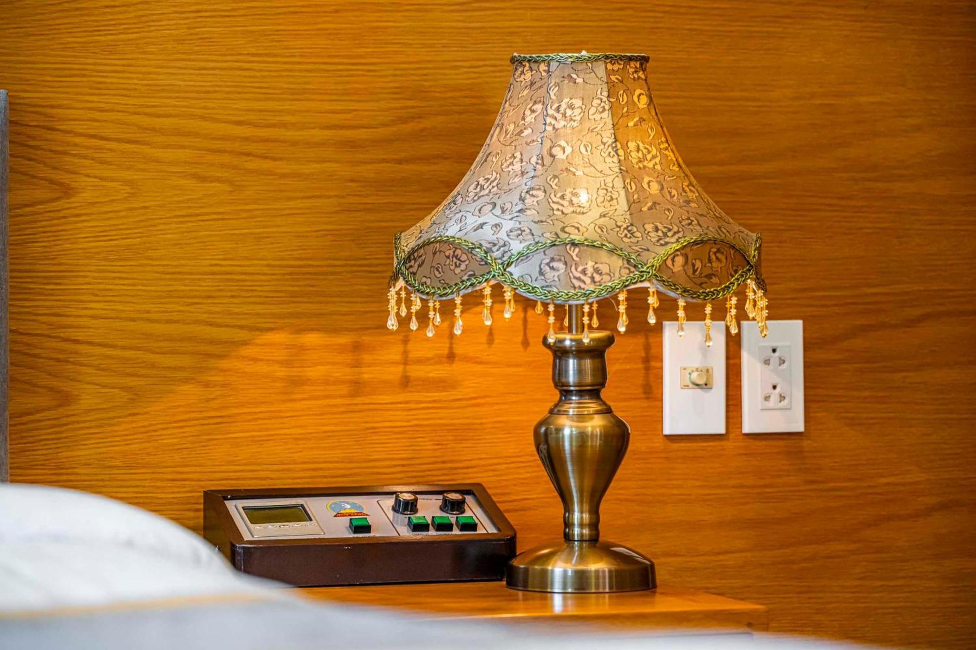โฮแอง ซัน พีซ โฮเต็ล Hotel นิญบิ่ญ ภายนอก รูปภาพ