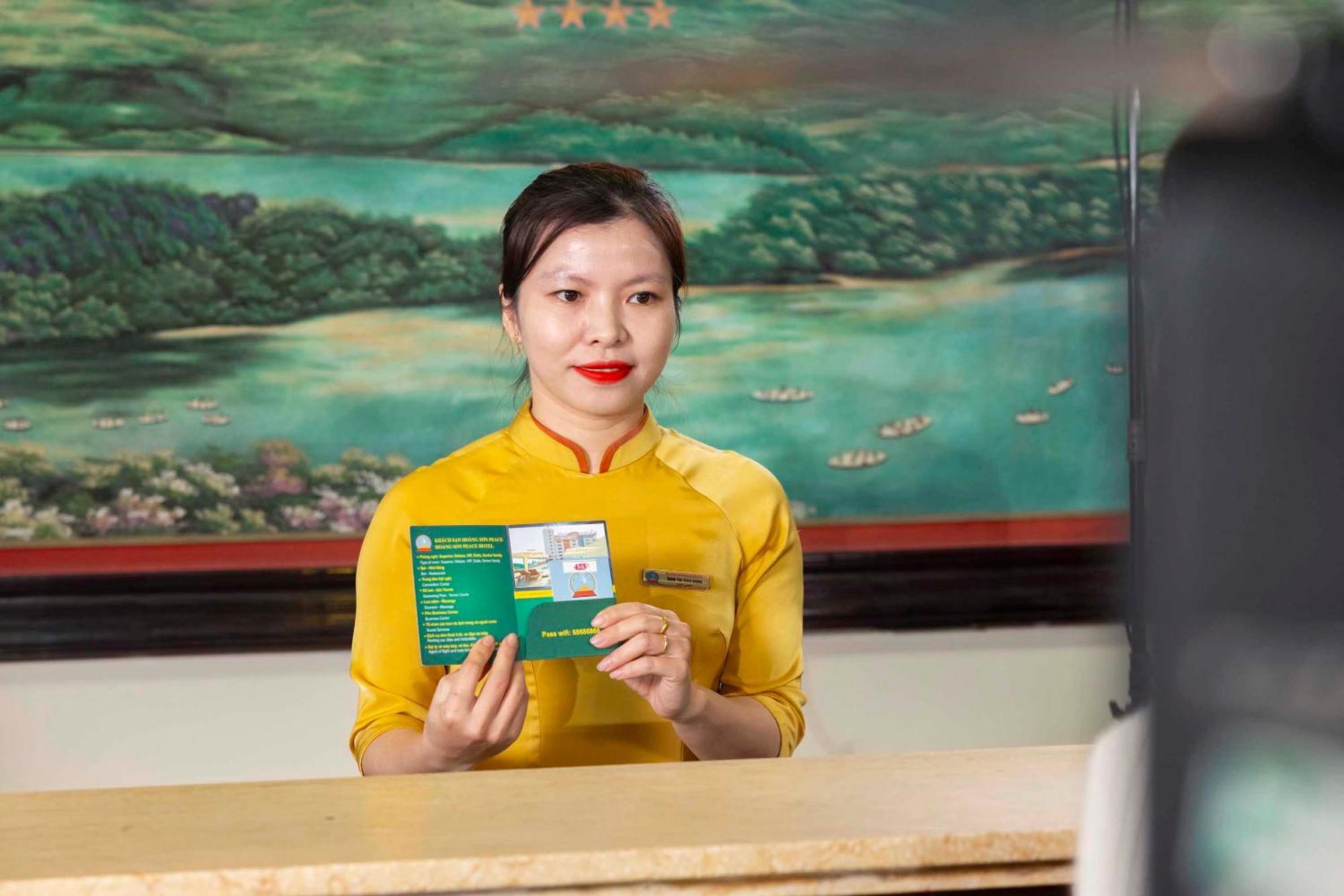 โฮแอง ซัน พีซ โฮเต็ล Hotel นิญบิ่ญ ภายนอก รูปภาพ