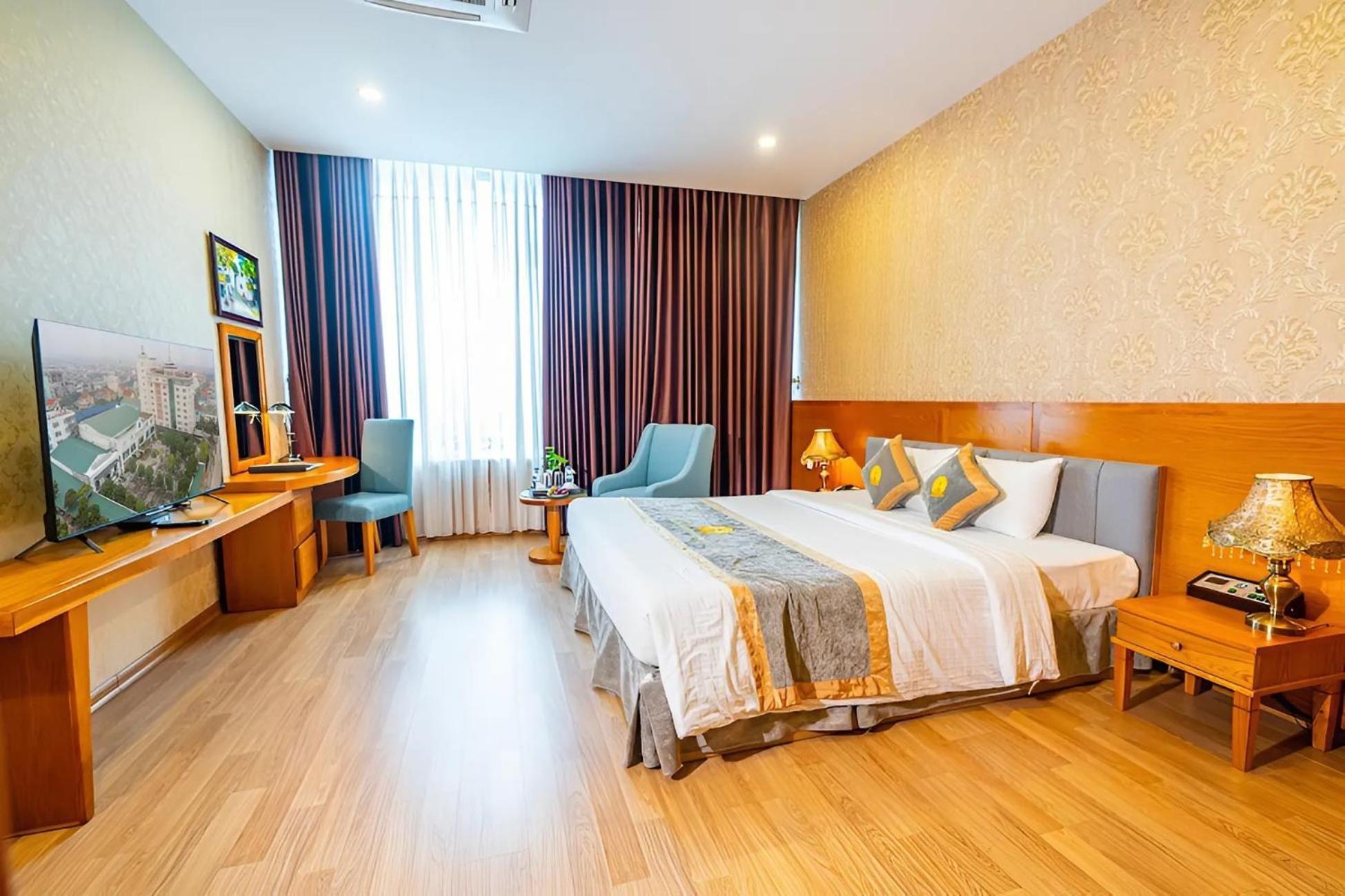 โฮแอง ซัน พีซ โฮเต็ล Hotel นิญบิ่ญ ภายนอก รูปภาพ